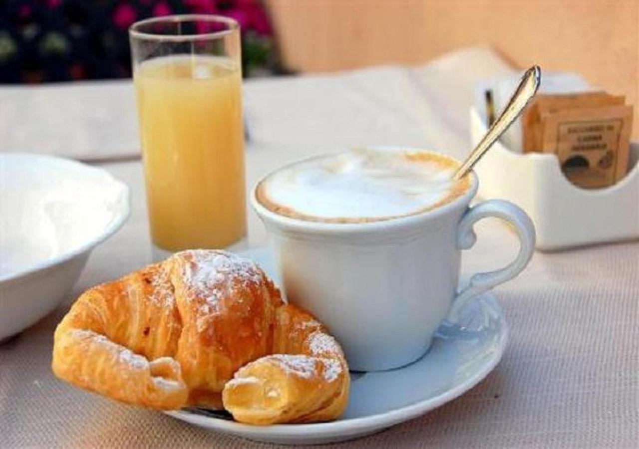 Bed and Breakfast Relais Sistina Roma Exterior foto